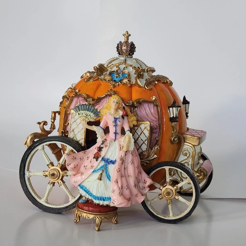 Fitz & Floyd Cinderella Musical Carriage Figurine Pumpkin Coach Swan Lake w/ Box